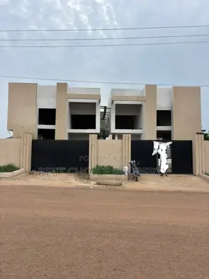 Eexecutive 5 Bedroom Duplex House for Sale at Oyarifa