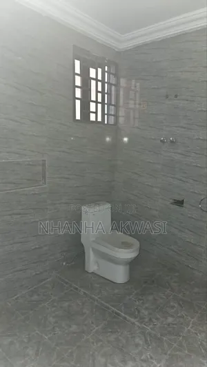 2bdrm Apartment in Klagon Ndc, Sakumono for rent