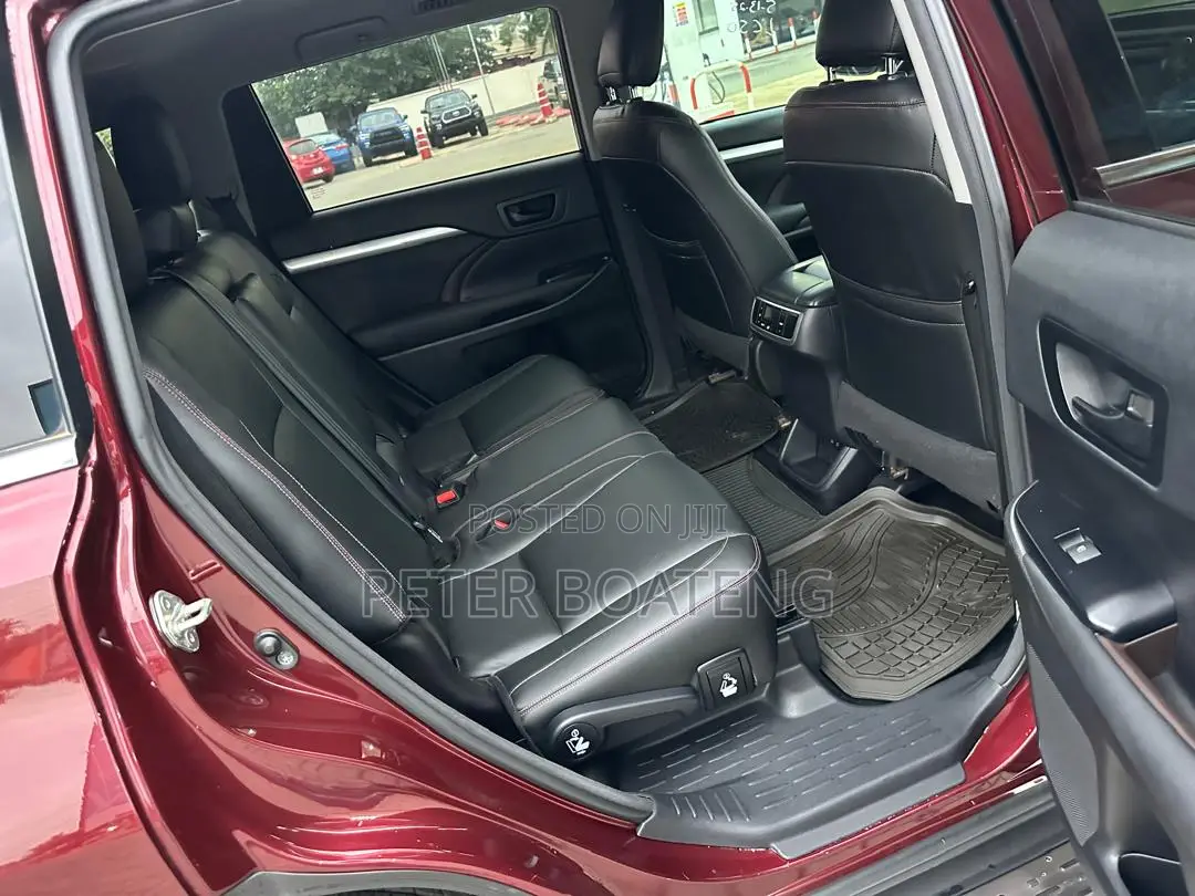 Toyota Highlander LE 4x2 (2.7L 4cyl 6A) 2018 Burgundy