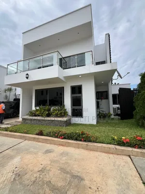 3bdrm House in East Legon for sale
