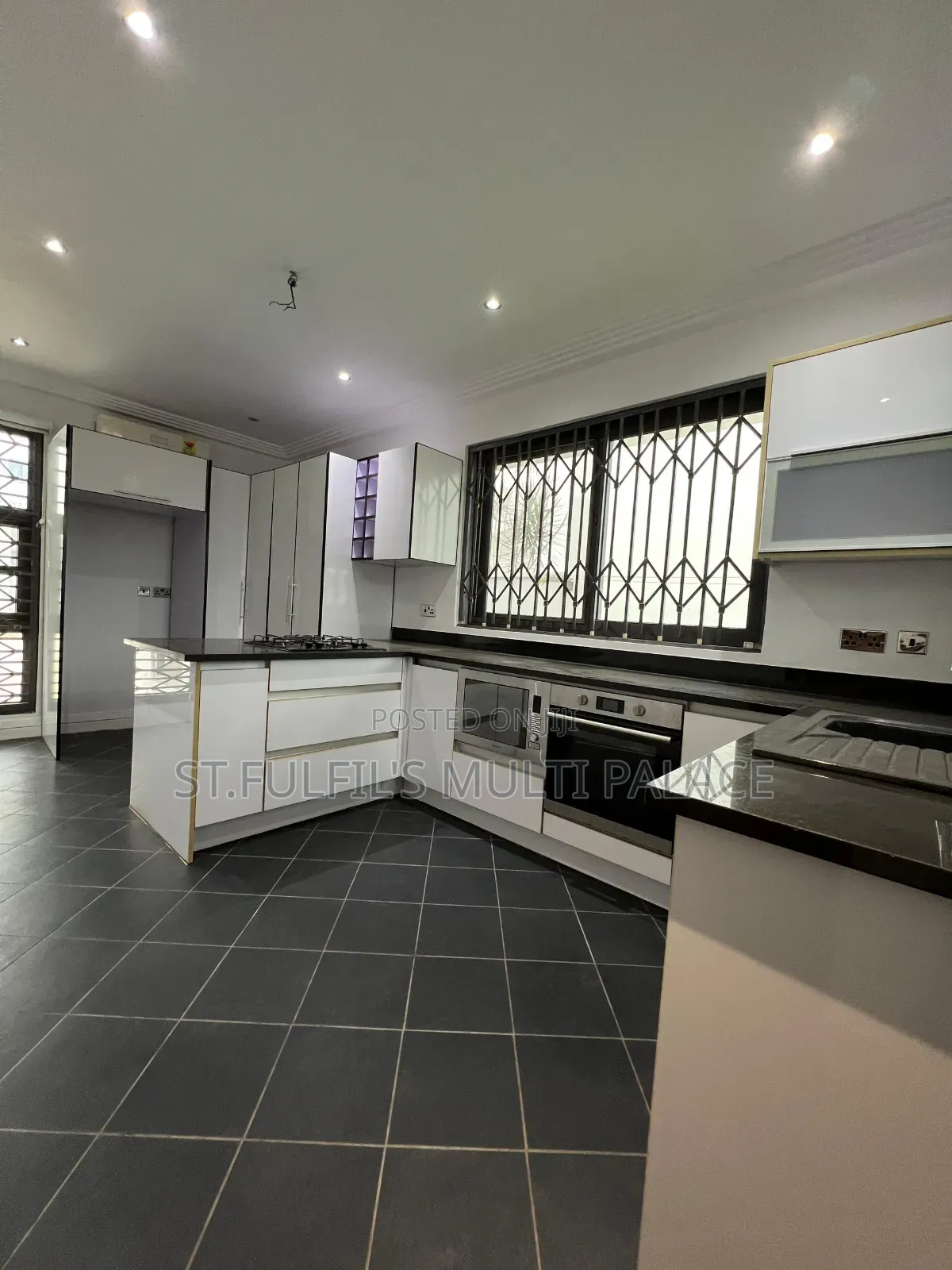 3bdrm House in East Legon for sale