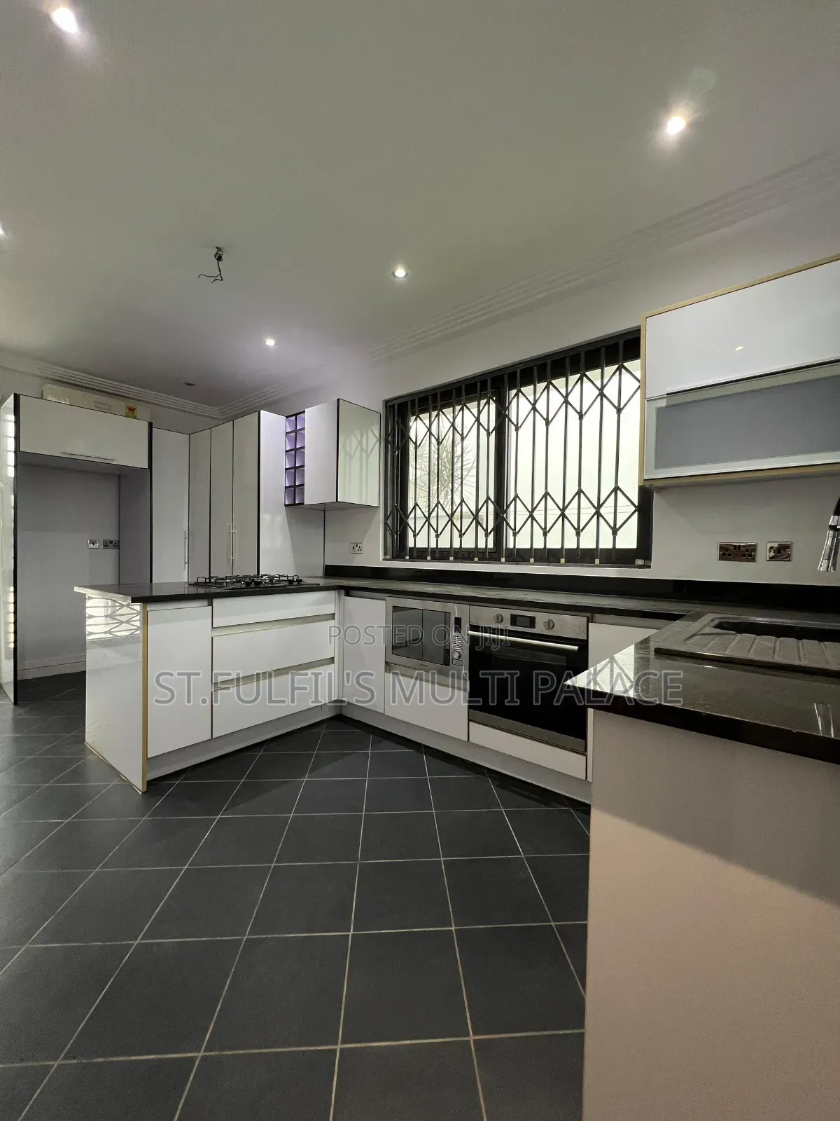 3bdrm House in East Legon for sale