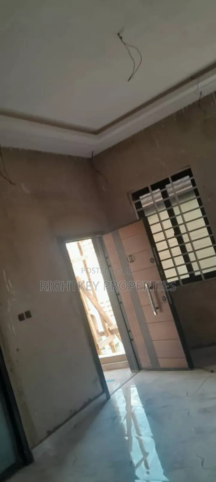5bdrm Duplex in Diamond Hills, Kumasi Metropolitan for sale