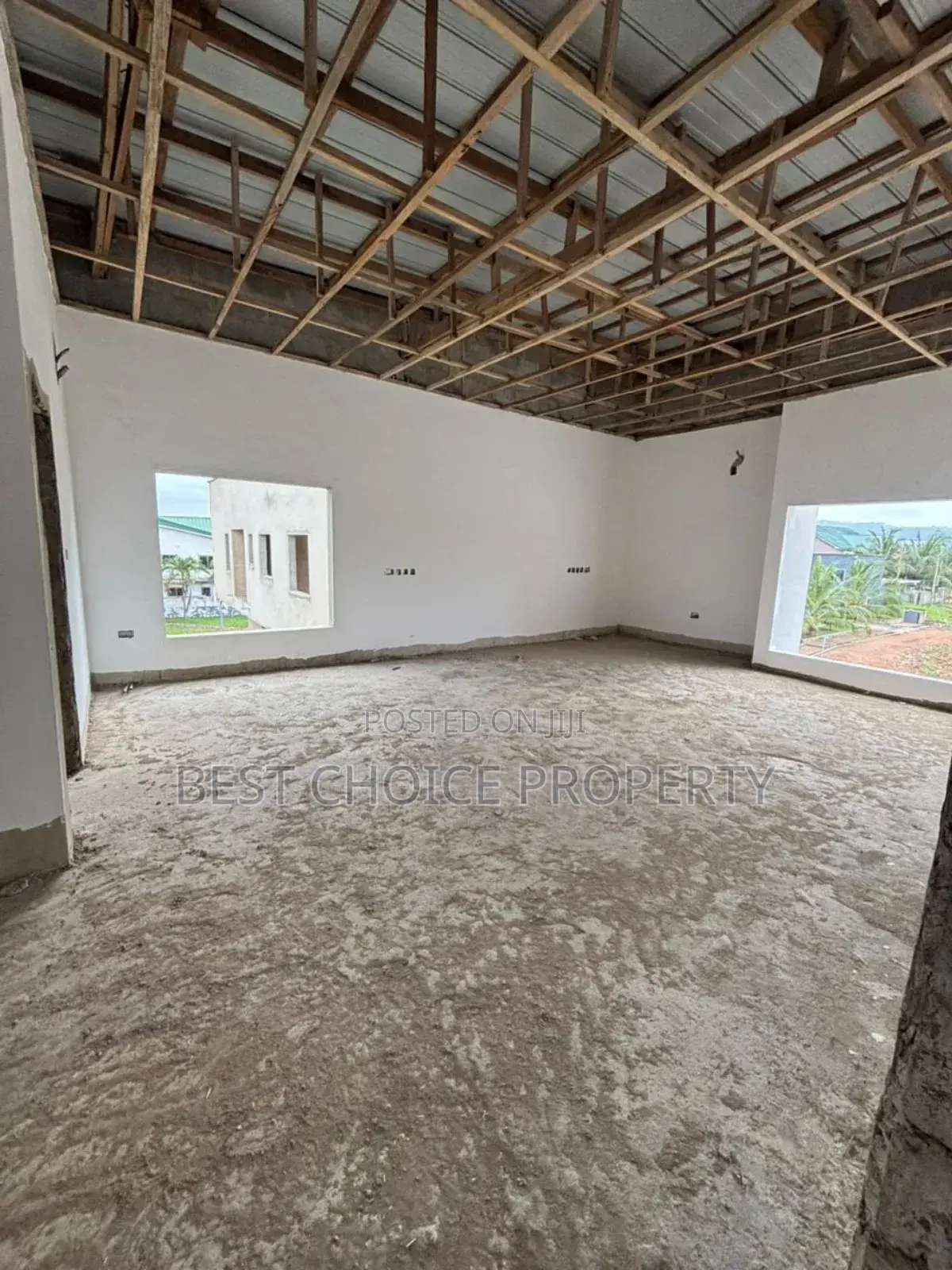 Eexecutive 5 Bedroom Duplex House for Sale at Oyarifa