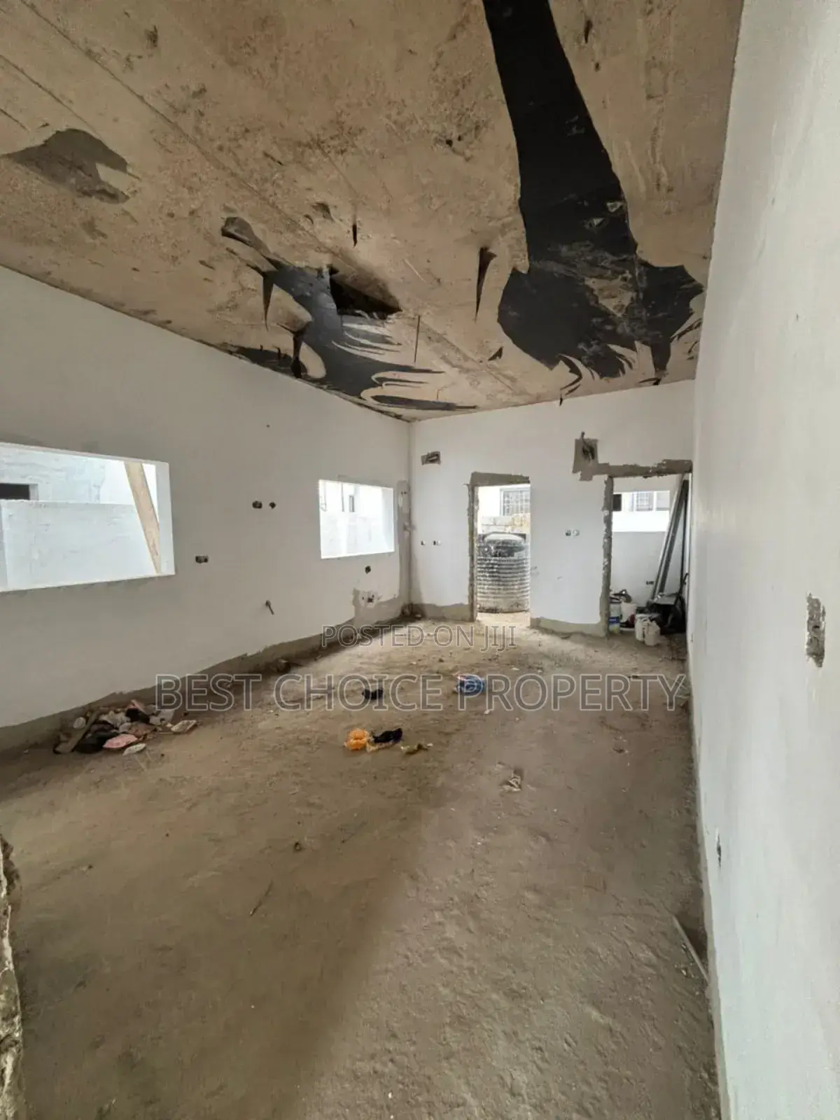 Eexecutive 5 Bedroom Duplex House for Sale at Oyarifa