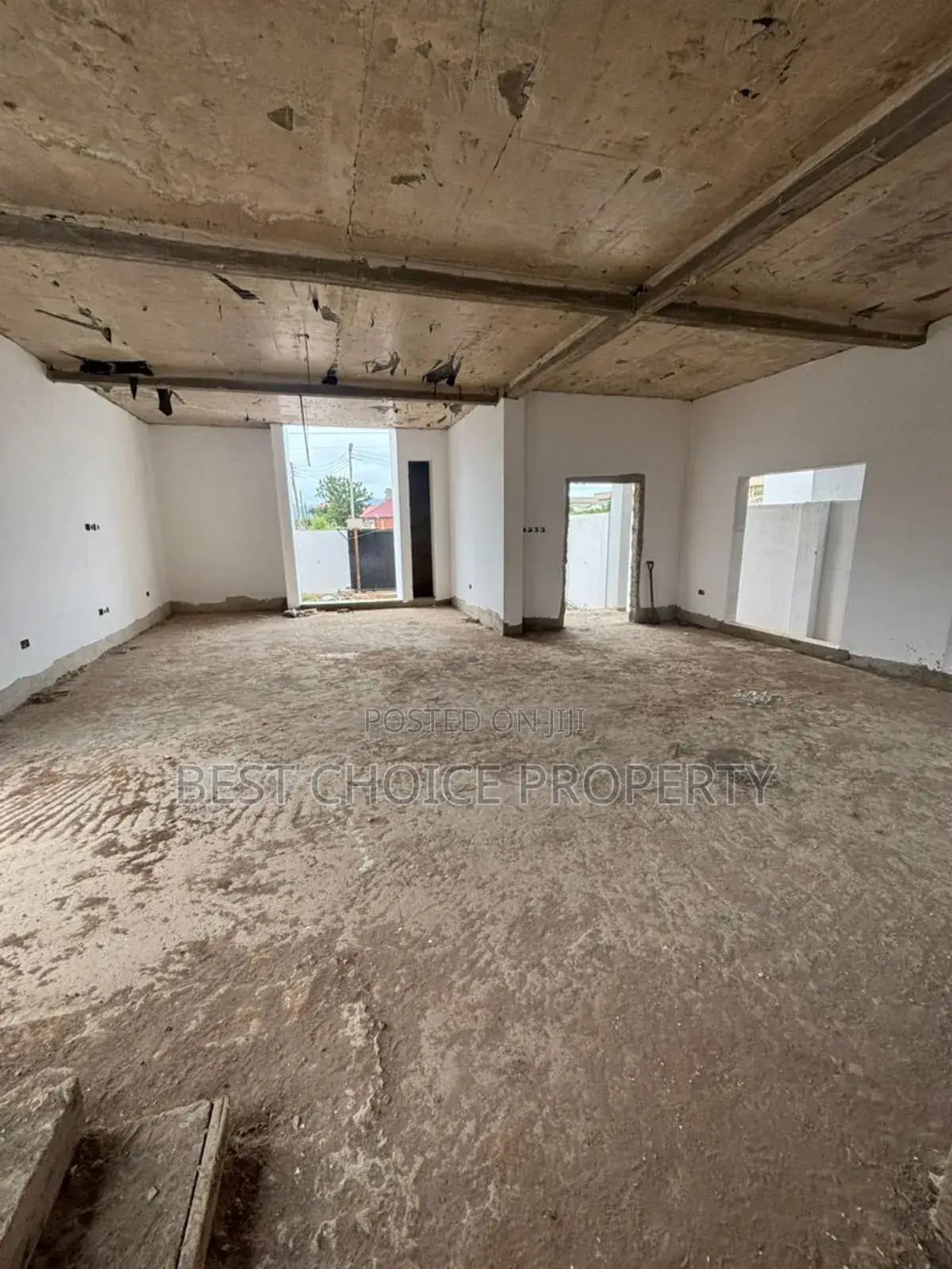 Eexecutive 5 Bedroom Duplex House for Sale at Oyarifa