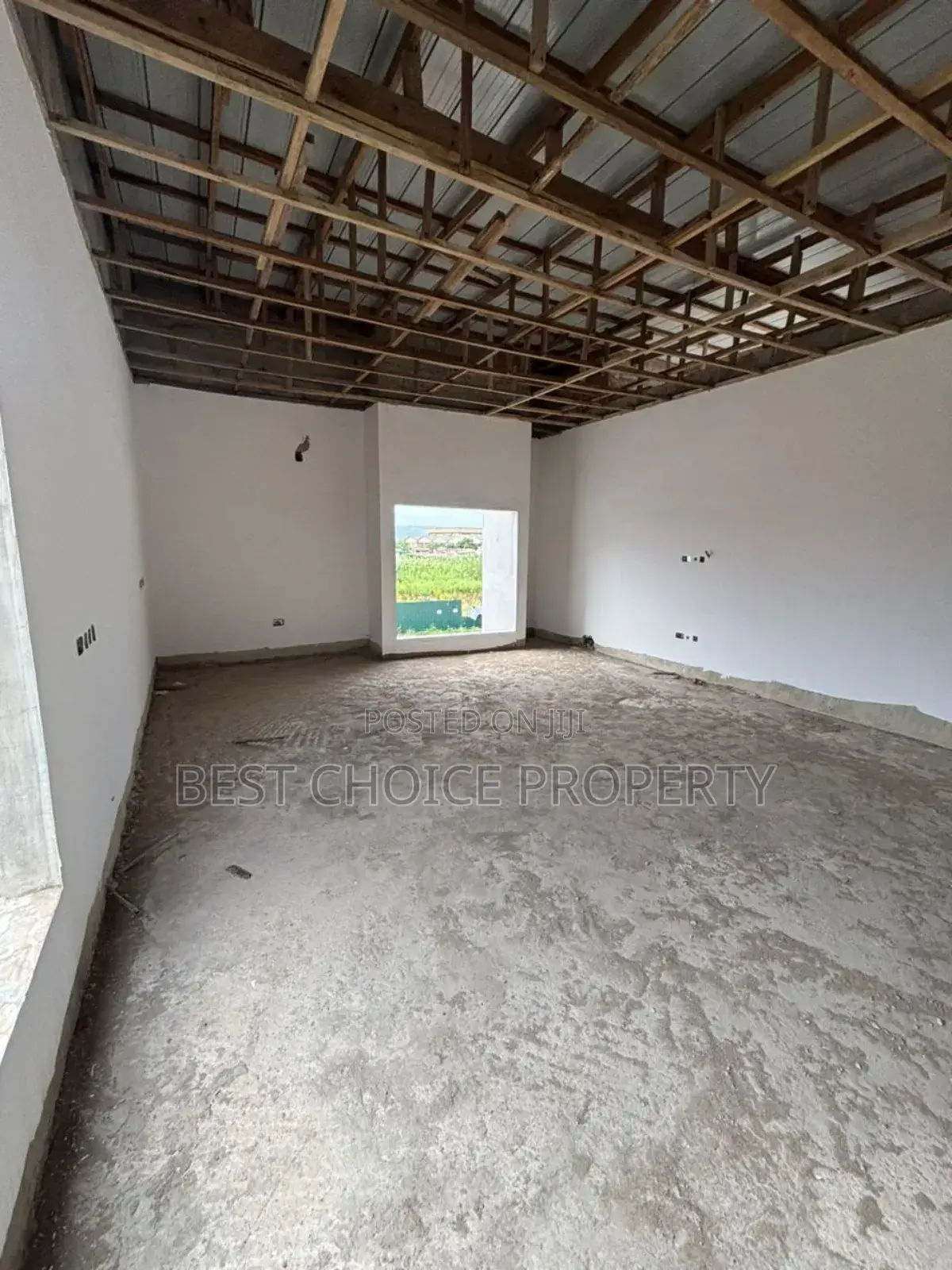 Eexecutive 5 Bedroom Duplex House for Sale at Oyarifa