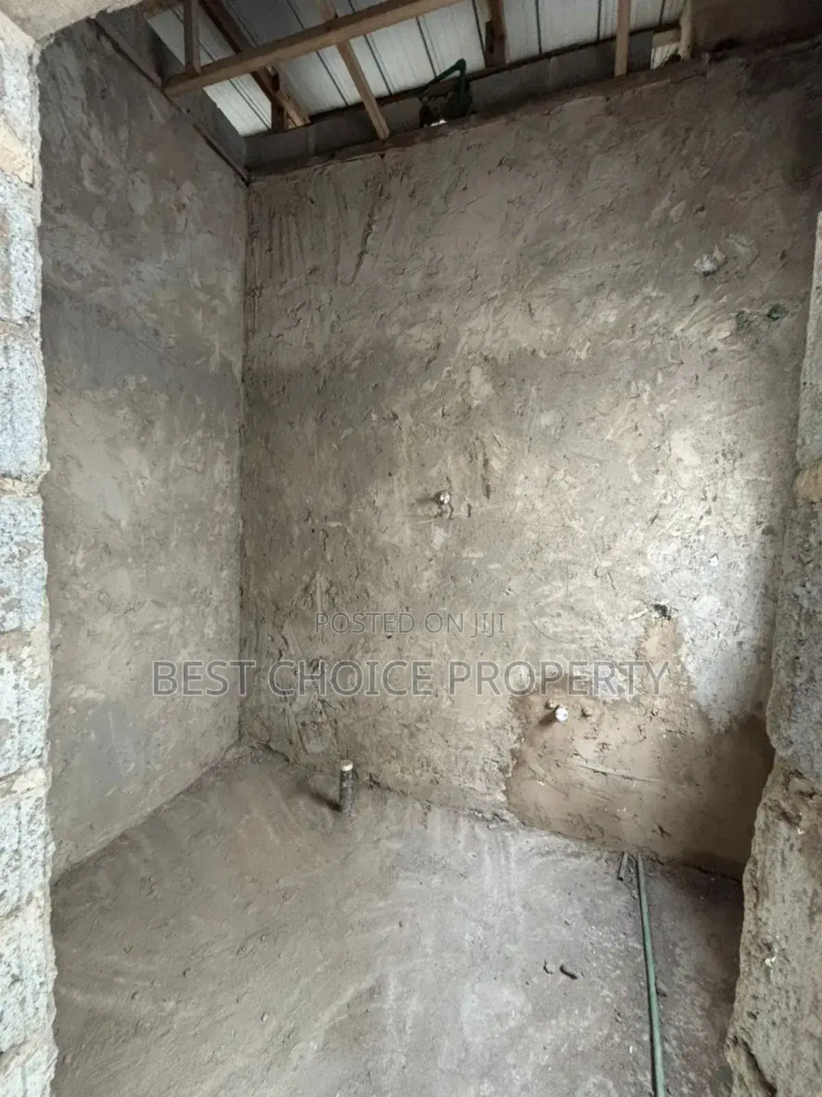 Eexecutive 5 Bedroom Duplex House for Sale at Oyarifa