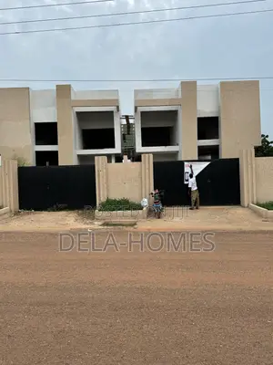 5bedroom Terraced Duplex for Sale at Oyarifa.