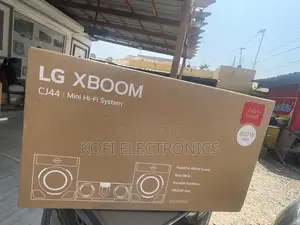 Lg Xboom Cj44 the Royal Resonance