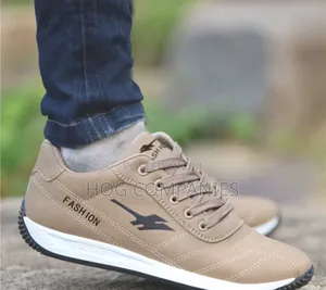 Casual Platform Sneakers Fashion Shoes - Fast Delivery in 2 Hours
