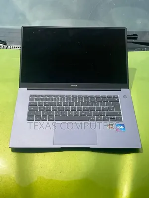 Laptop Samsung NP-R700 8GB AMD Ryzen 7 SSD 256GB