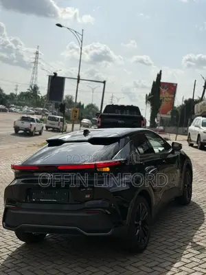Toyota C-HR 2025 Black