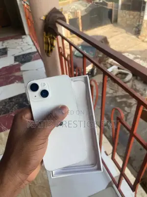 New Apple iPhone 14 256 GB Silver