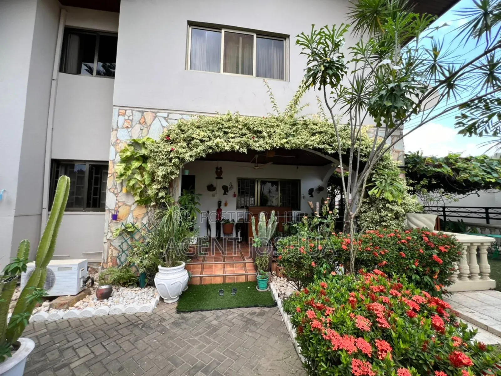 Furnished 4bdrm House in Regimanuel Estate for rent