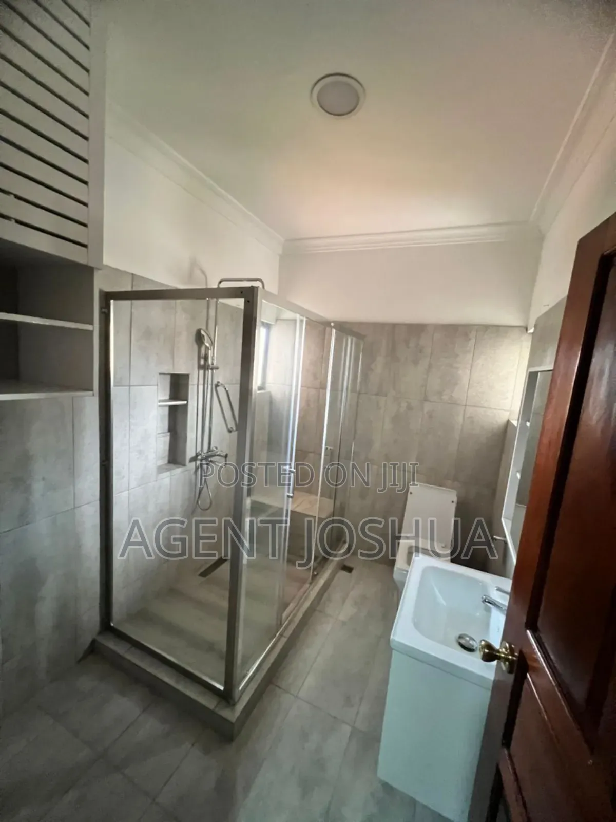 Furnished 4bdrm House in Regimanuel Estate for rent