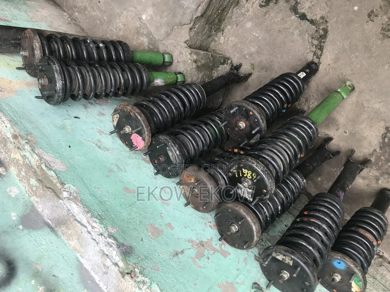 Jaguar Xf/Xj Shocks Front and Back Shocks Absorbers
