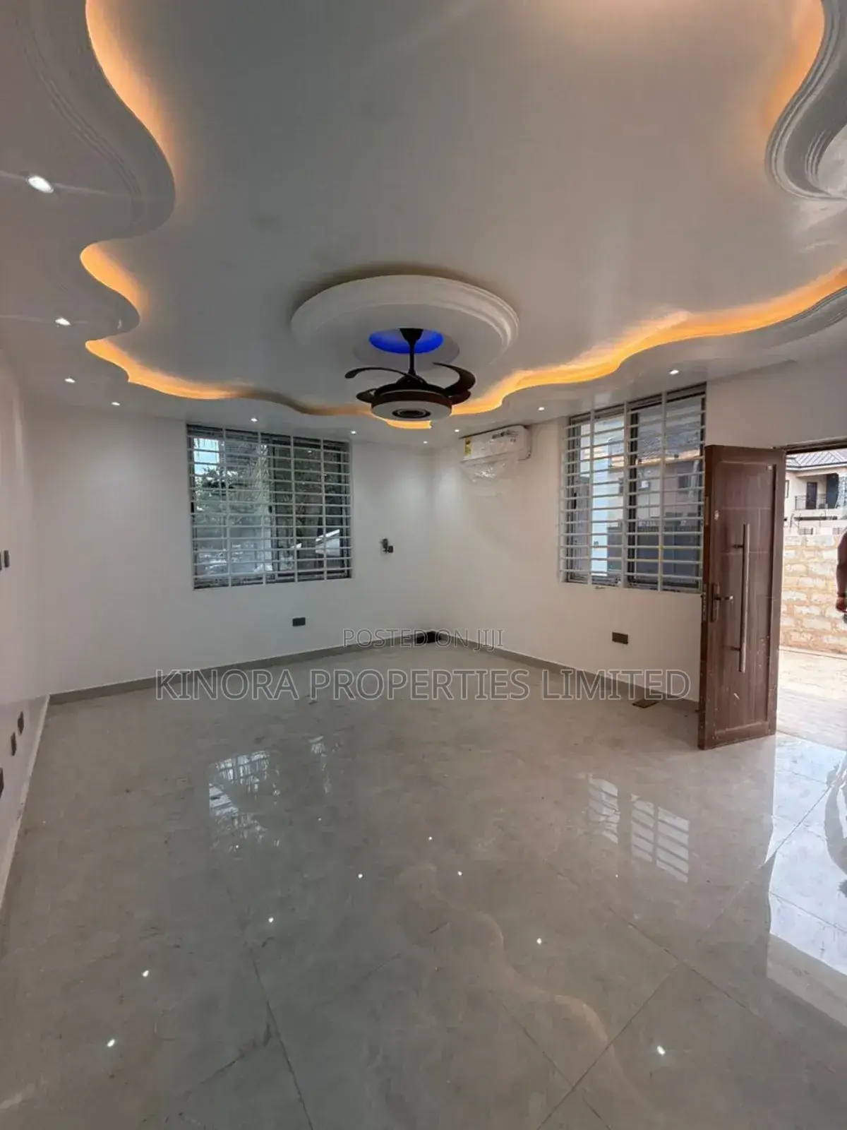 2bdrm Apartment in Asore Junction, Adenta for rent