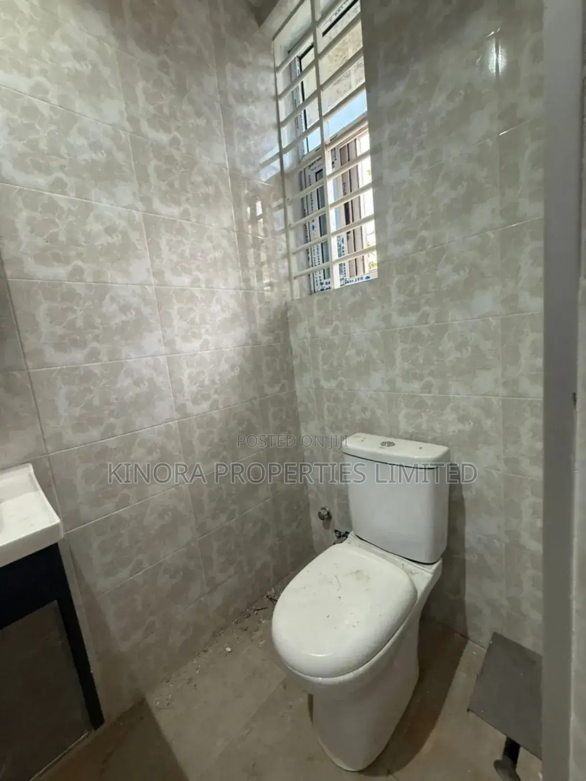 2bdrm Apartment in Asore Junction, Adenta for rent