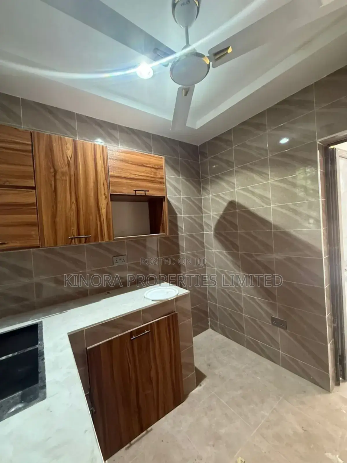 2bdrm Apartment in Asore Junction, Adenta for rent