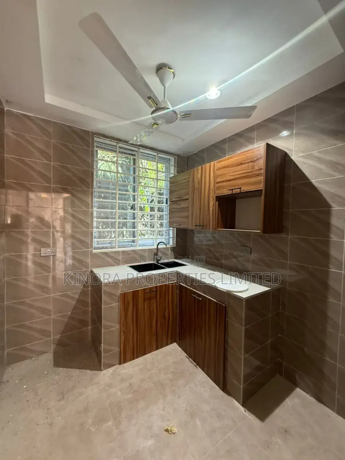 2bdrm Apartment in Asore Junction, Adenta for rent