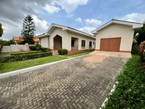 3bdrm House in Regimanuel Estate for sale