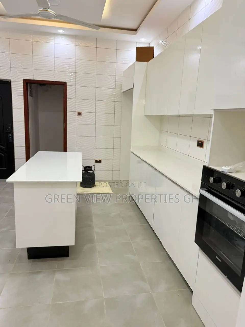 3bdrm House in Oyarifa for sale