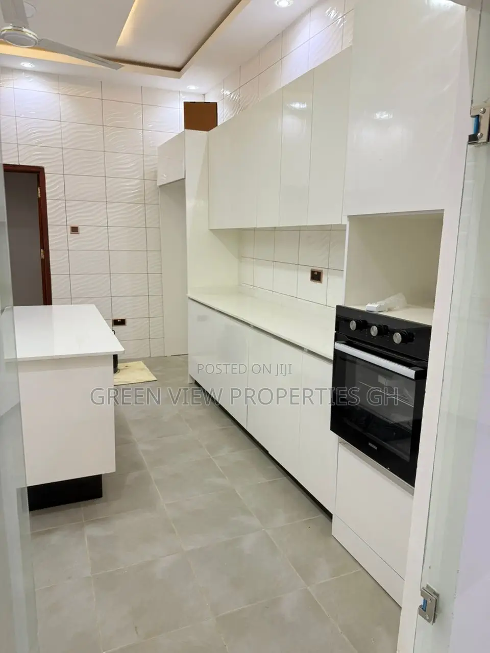3bdrm House in Oyarifa for sale