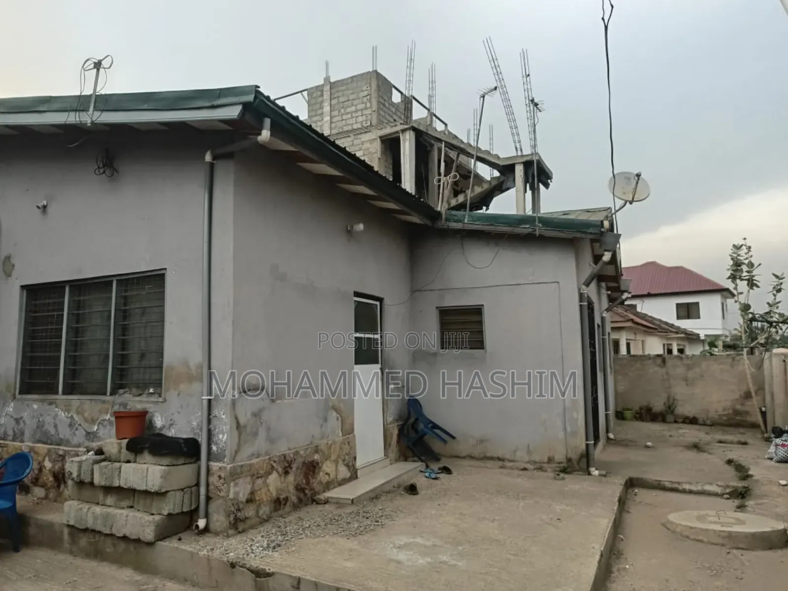 6bdrm House in Ahmad'S Property'S, School Junction for sale