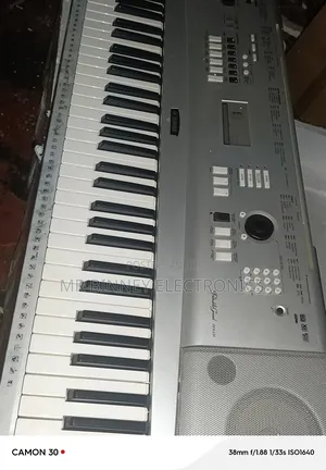 Yamaha Dgx230