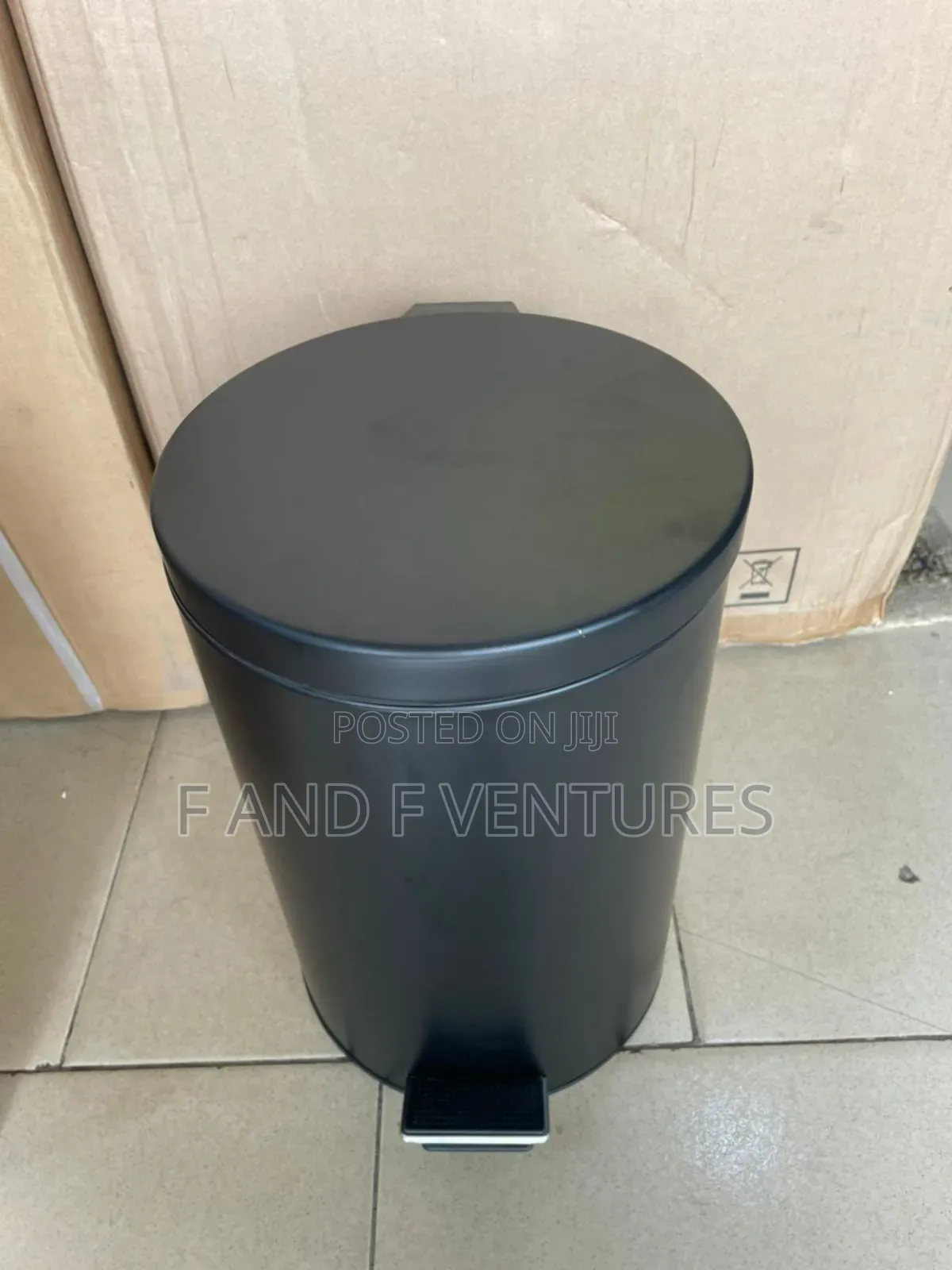 Portable Pedal Waste Bin - Uk