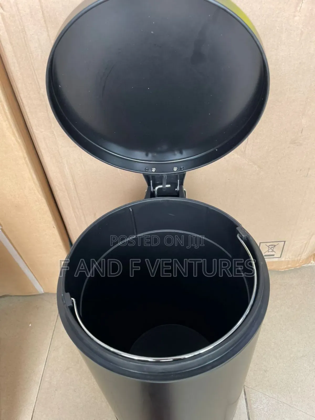 Portable Pedal Waste Bin - Uk