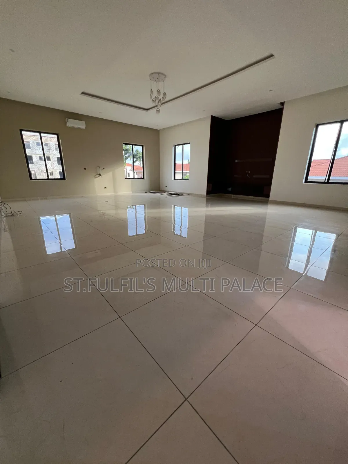 4bdrm House in Airport Residential for sale