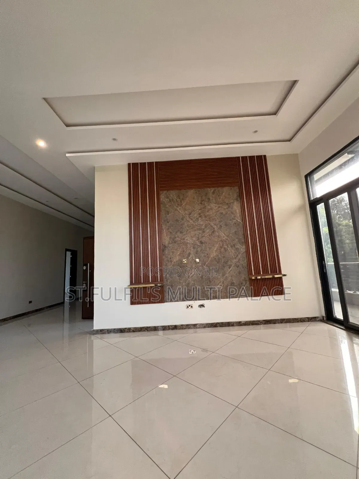 4bdrm House in Airport Residential for sale
