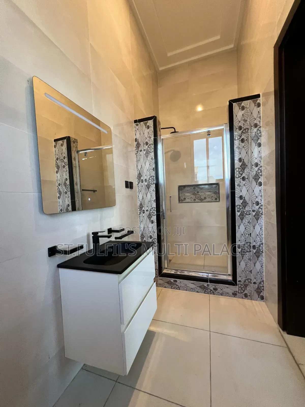 4bdrm House in Airport Residential for sale