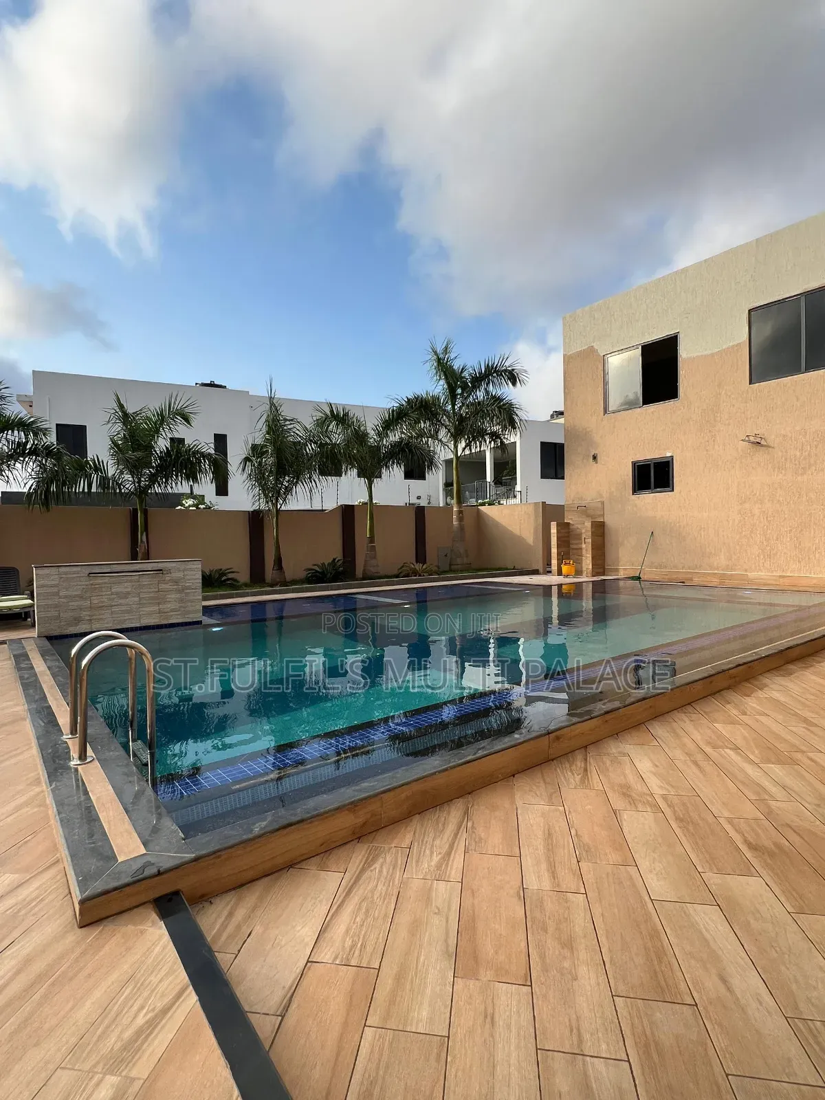 4bdrm House in Airport Residential for sale