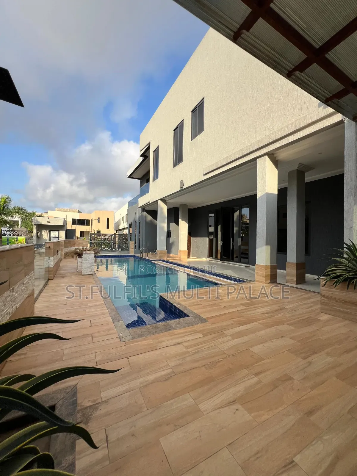 4bdrm House in Airport Residential for sale