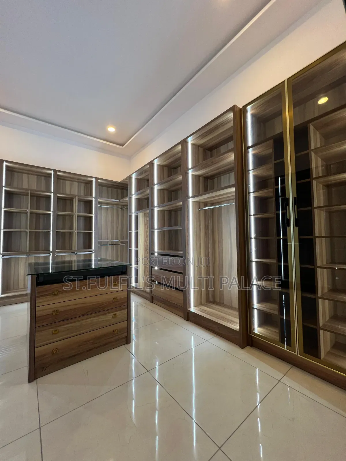 4bdrm House in Airport Residential for sale