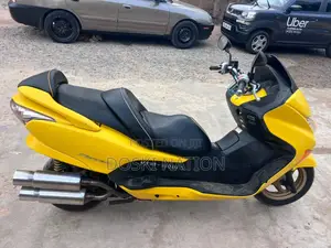 Honda Forza 2014 Yellow