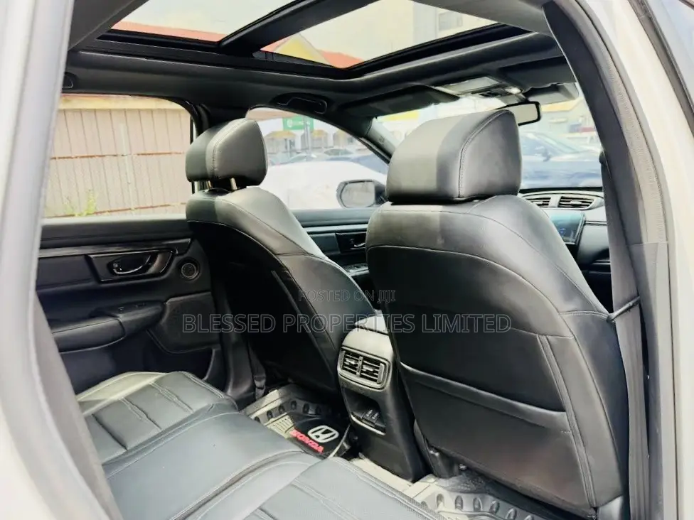 Honda CR-V Special Edition 2021 White