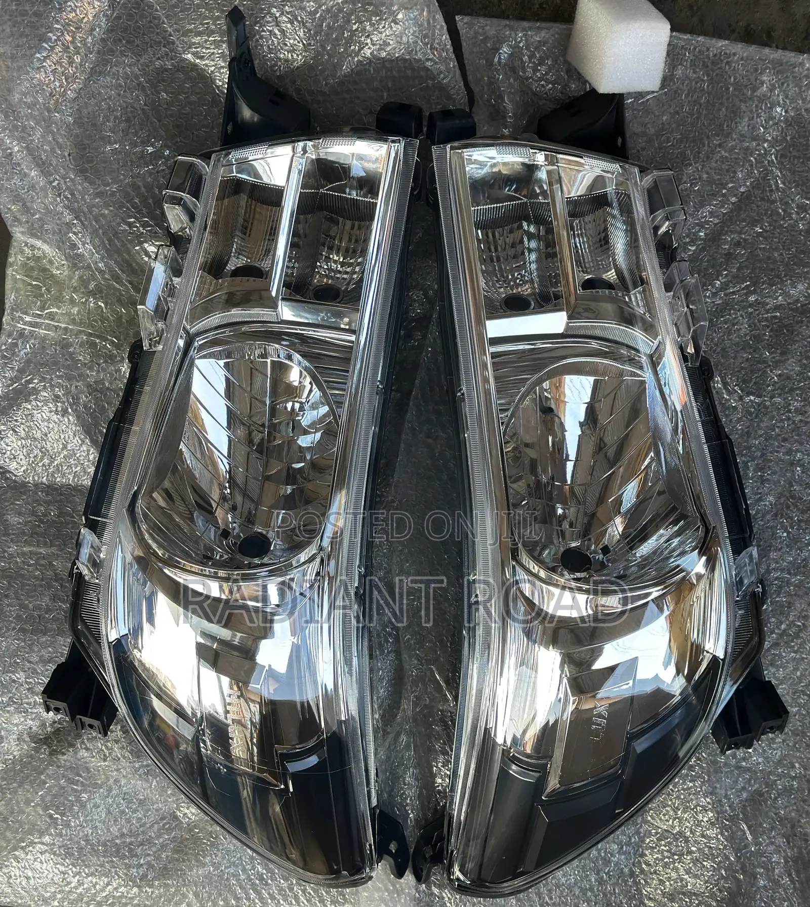 Toyota Hilux 2016 Headlight