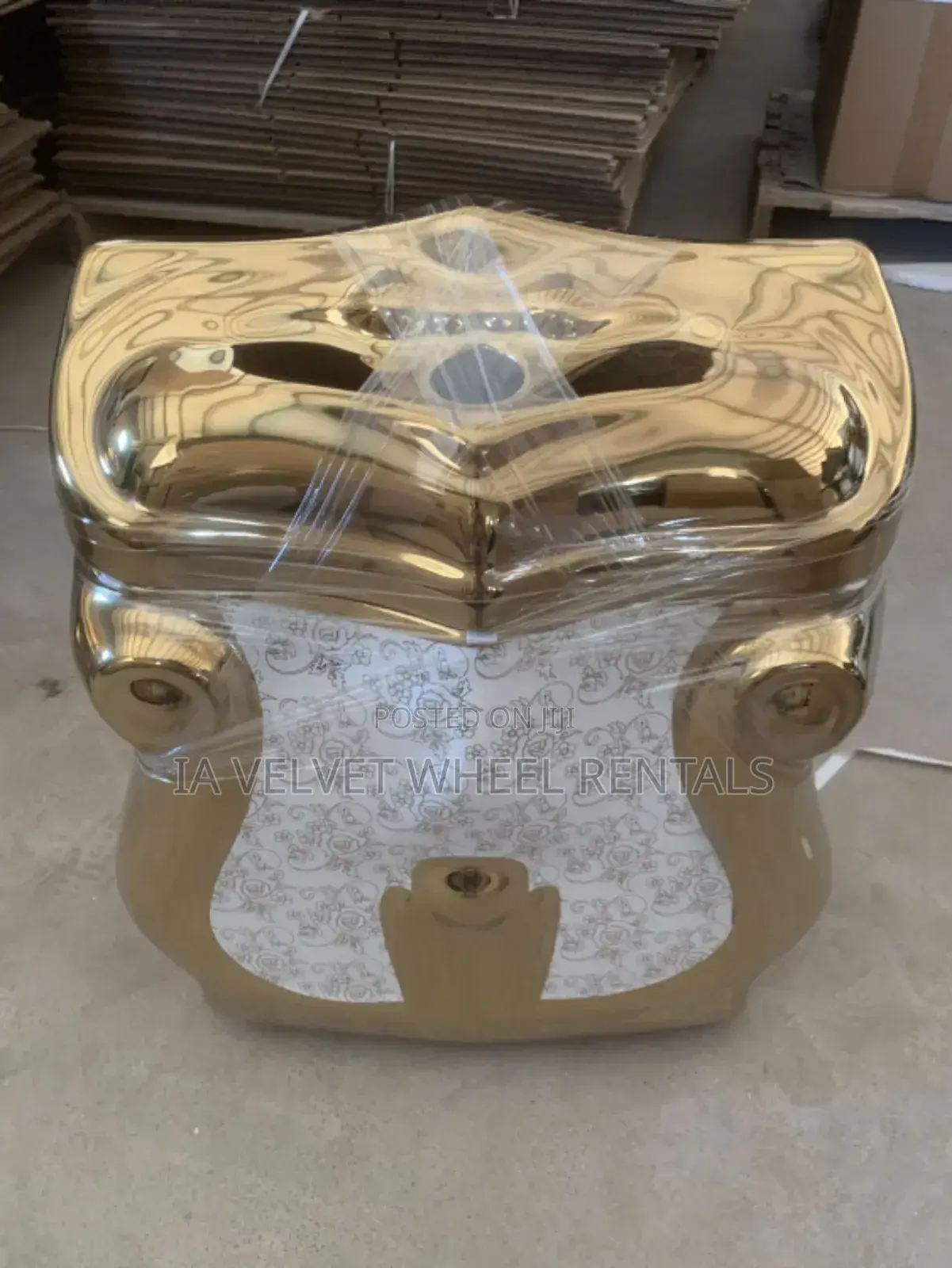 Royal European Gold Toilet