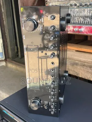 Sunbuck Av-999usb/Bt Karaoke Audio Amplifie