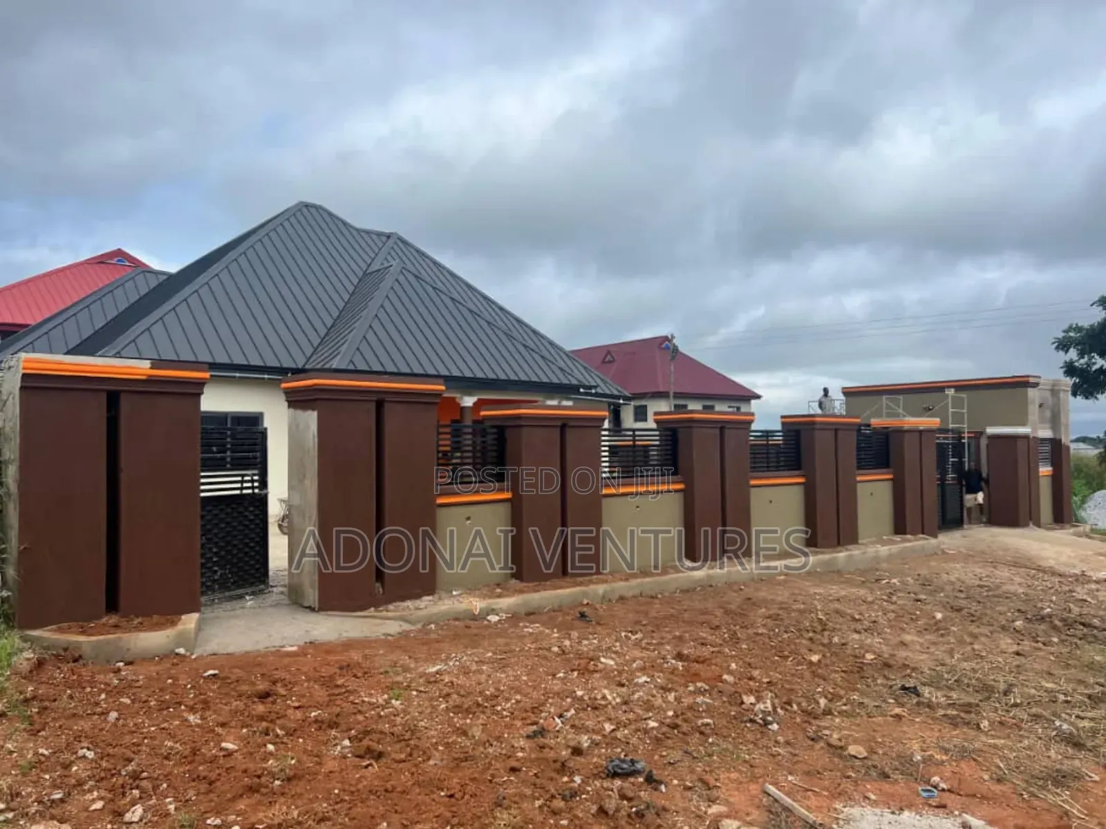 3bdrm House in Abuakwa Agogo, Kumasi Metropolitan for sale