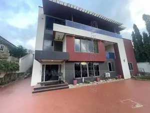 6bdrm Duplex in Kwabenya for sale