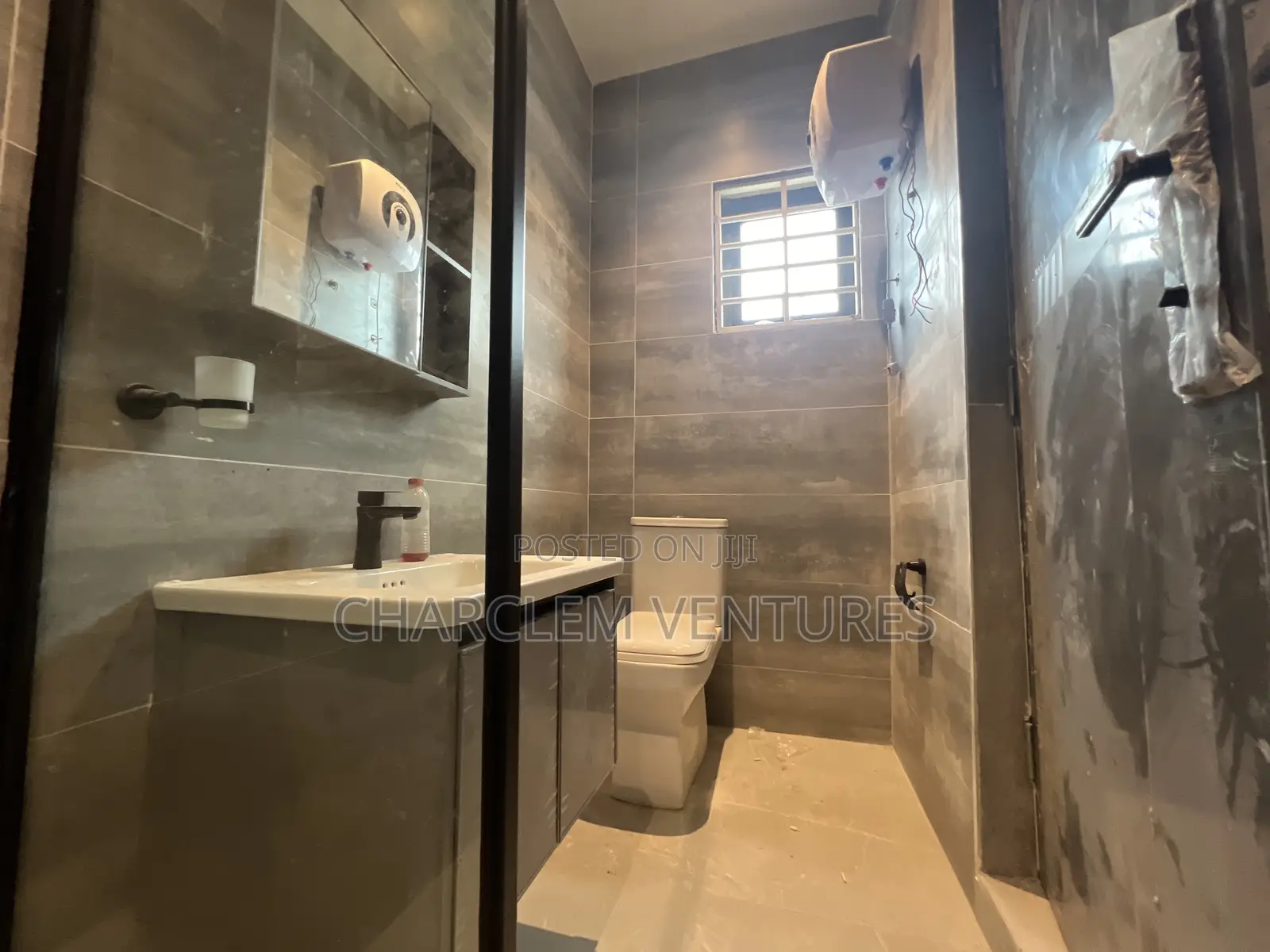 3bdrm House in Charclem Ventures, East Legon for sale