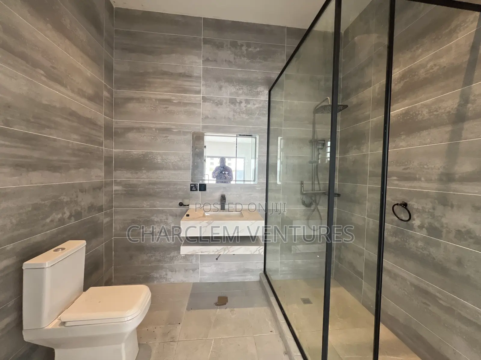 3bdrm House in Charclem Ventures, East Legon for sale