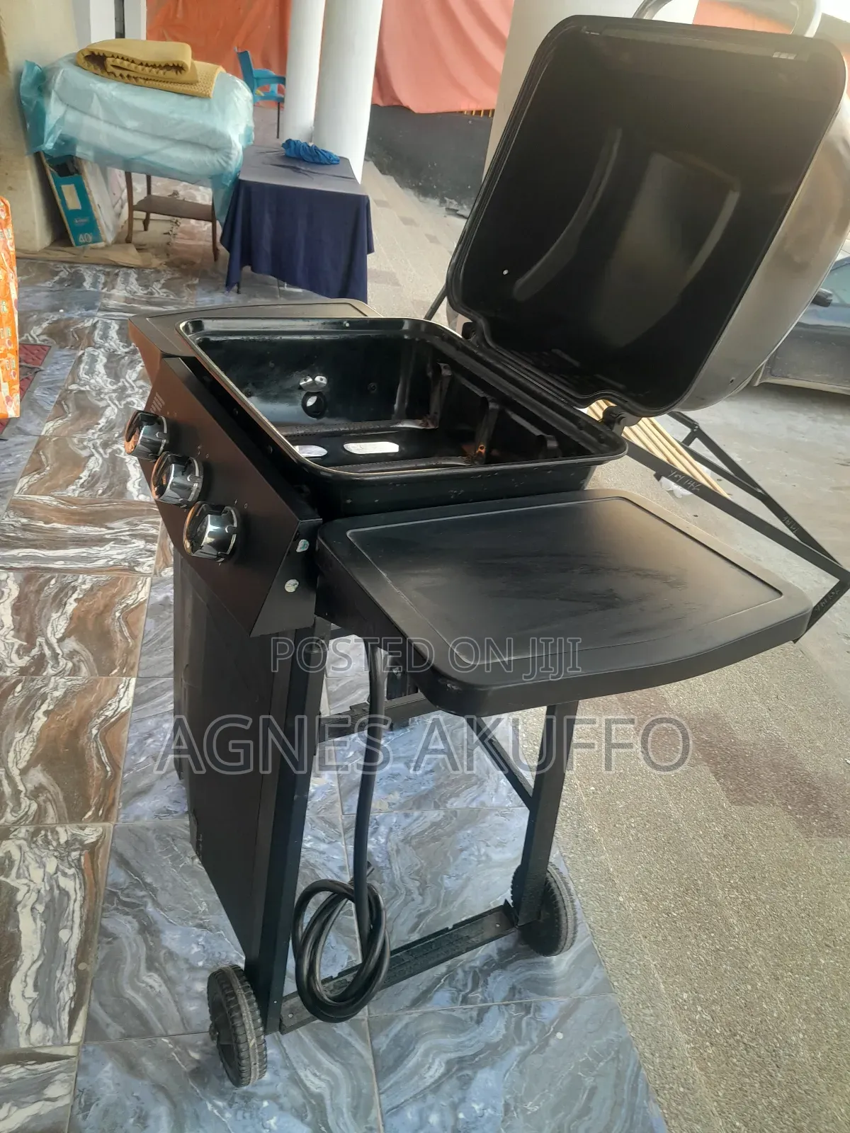 Outdoor Barbecue Grill