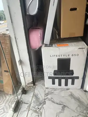 Bose Lifestyle 650 Elegant Audio Ensemble
