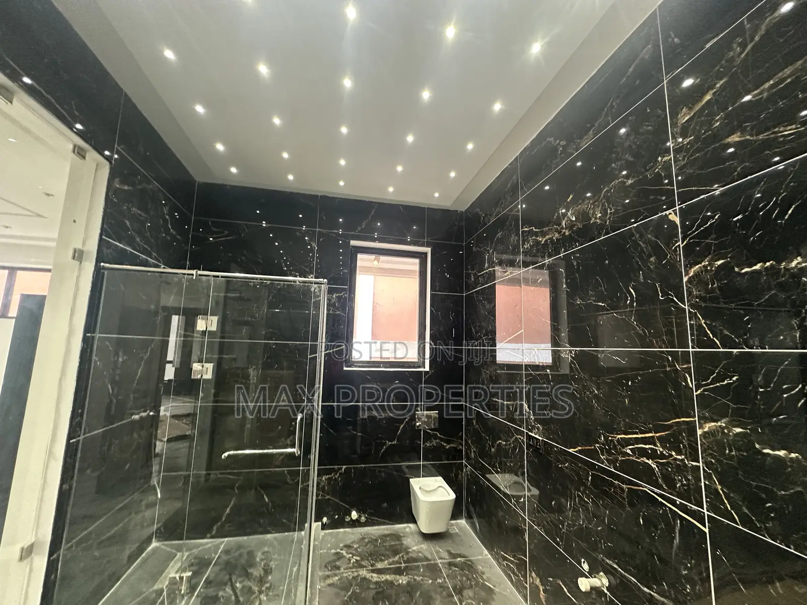 4bdrm House in Dome for sale